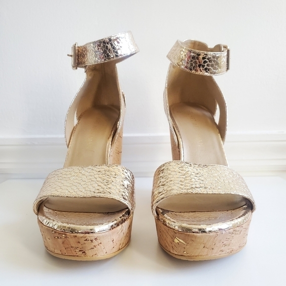New Stuart Weitzman Twofer Gold Python Platform Cork Wedge Size 9 - Picture 5 of 13